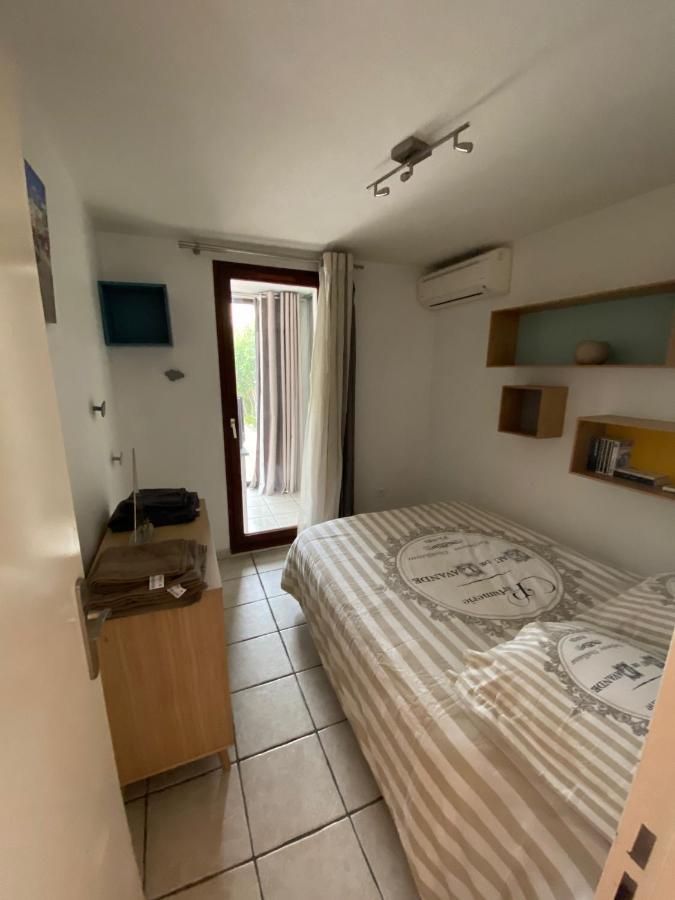 Logement Entier T2 Climatise, Parking Gratuit, Jardin, Plage A 2Min A Pied ซานารี-ซูร์-แมร์ ภายนอก รูปภาพ